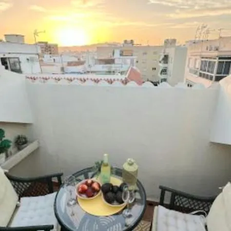 New Penthouse Near With Sunny Balcony * Fuengirola